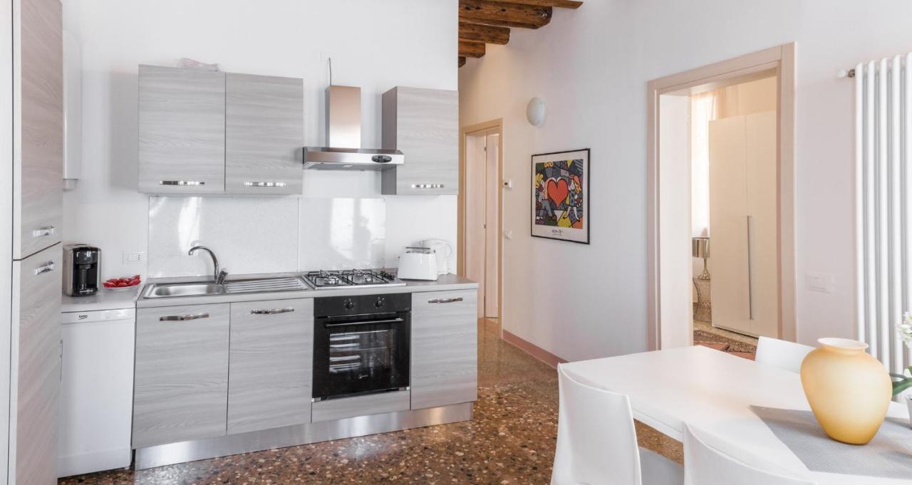 Accademia Charm Apartments By Wonderful Italy Venedig Eksteriør billede