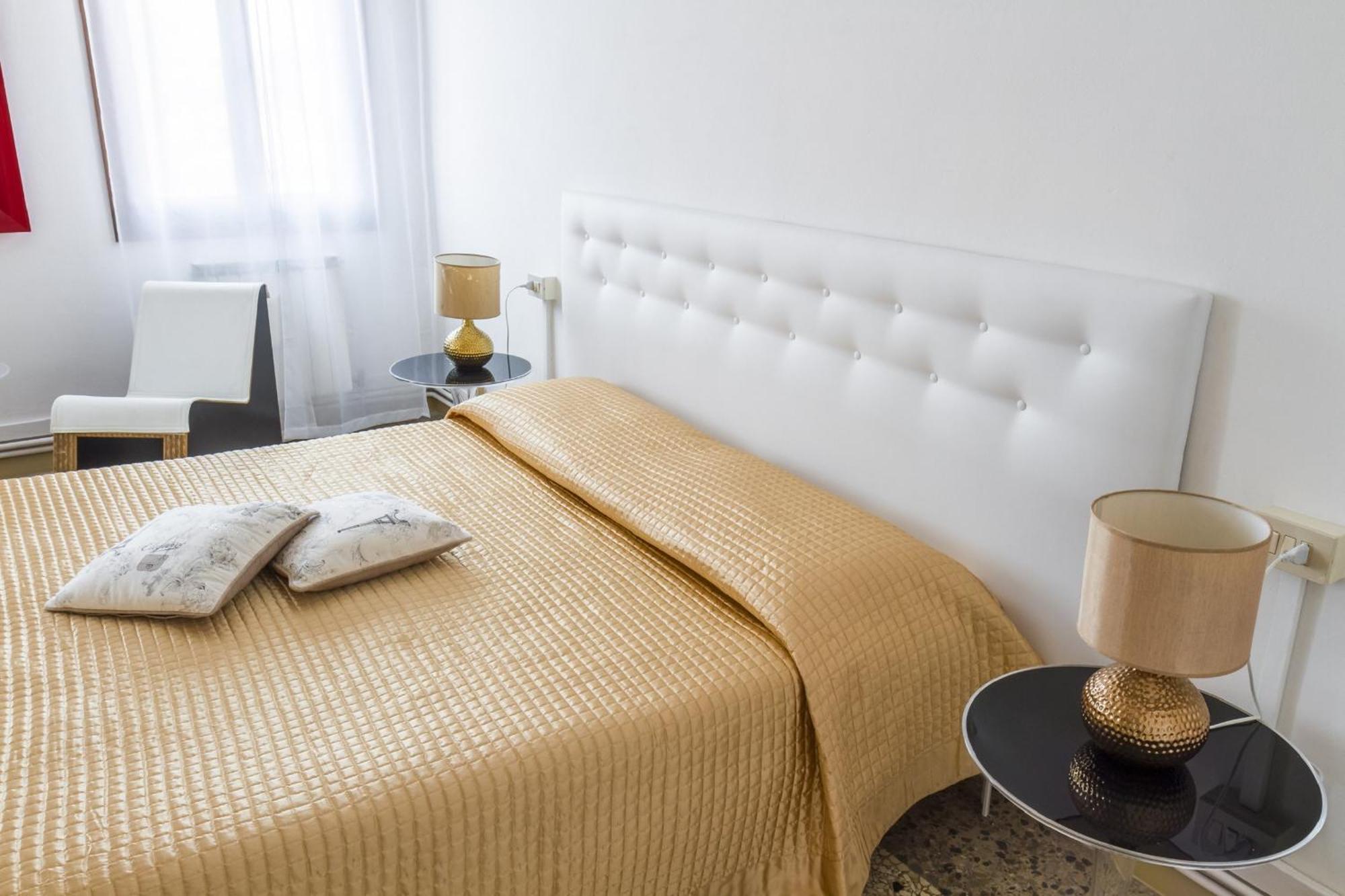 Accademia Charm Apartments By Wonderful Italy Venedig Eksteriør billede
